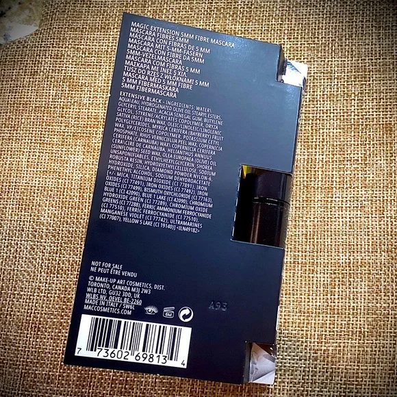 NIB MAC Mascara - Picture 3 of 3